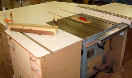 table saw to cut down all wood to the right dimensions this table saw 